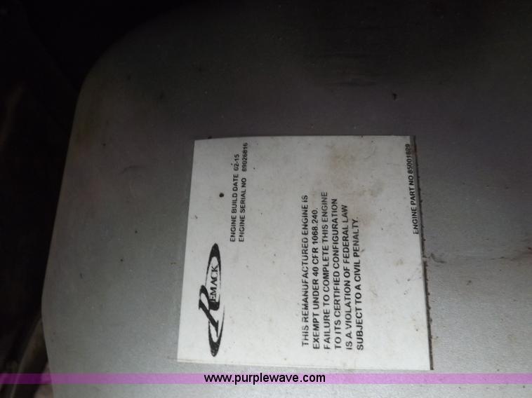 image for item K3868 2008 Mack GU713 semi truck