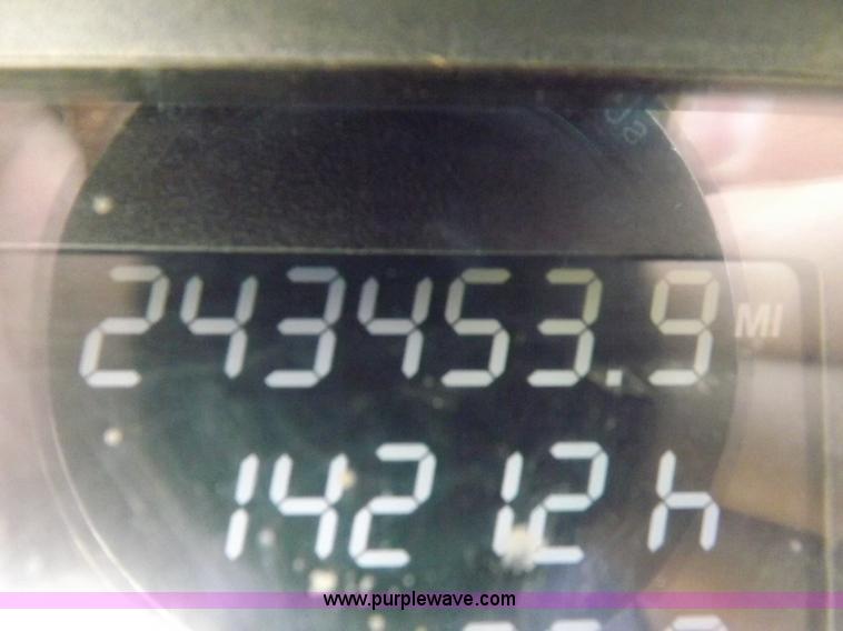 image for item K3893 2008 Mack GU713 truck tractor