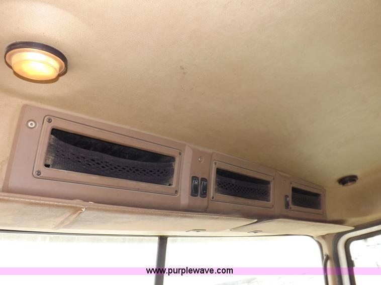 image for item K3893 2008 Mack GU713 truck tractor