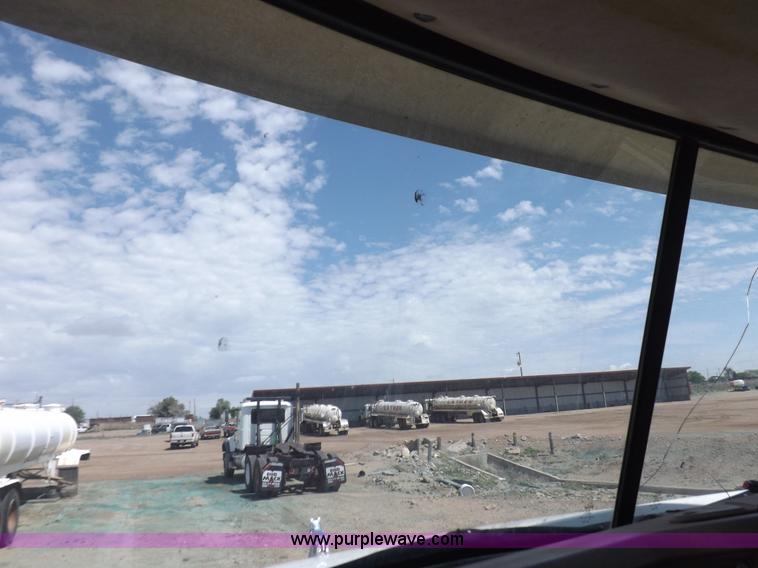 image for item K3893 2008 Mack GU713 truck tractor