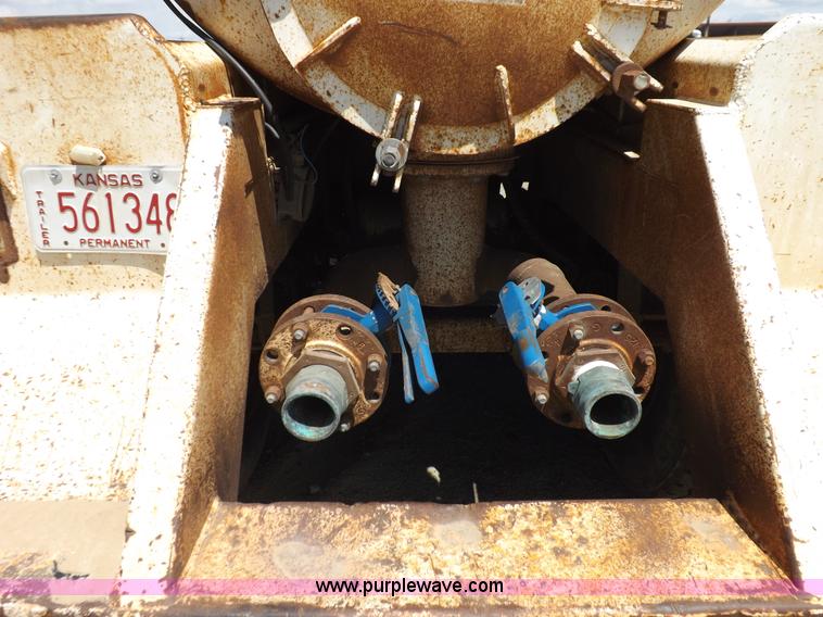 image for item K3895 1998 VE Enterprises vacuum trailer