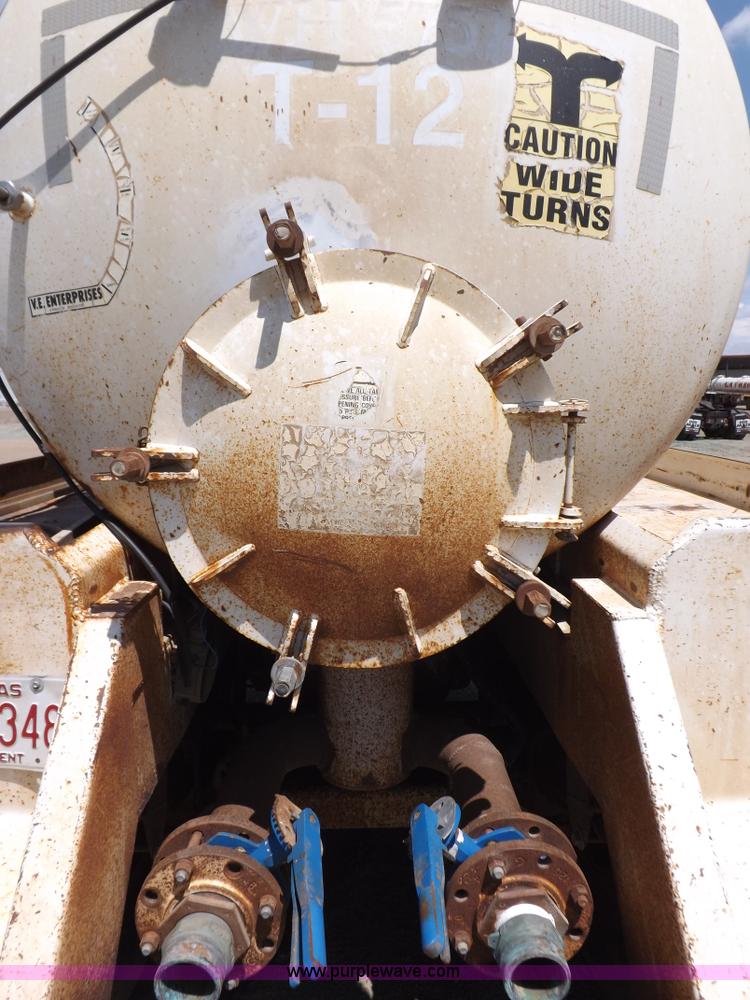 image for item K3895 1998 VE Enterprises vacuum trailer