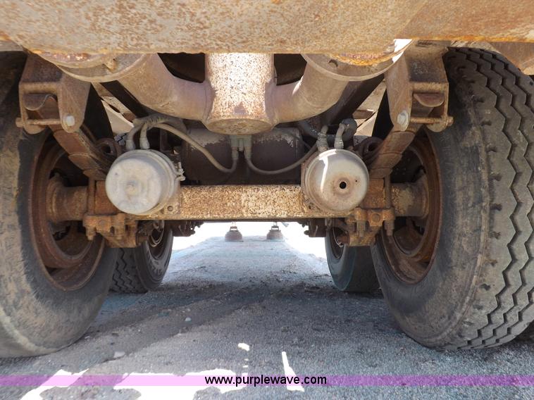 image for item K3895 1998 VE Enterprises vacuum trailer