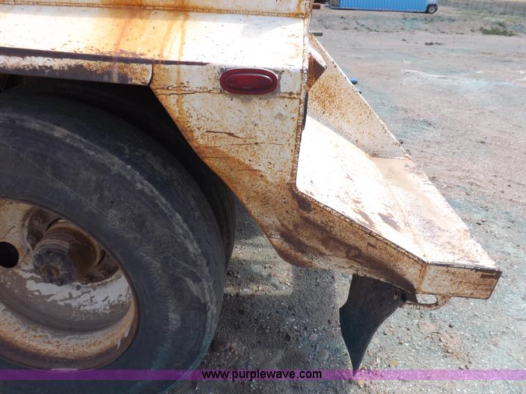 image for item K3895 1998 VE Enterprises vacuum trailer