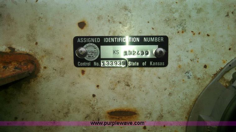 image for item K3895 1998 VE Enterprises vacuum trailer
