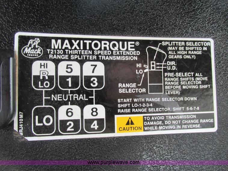 image for item K5080 1998 Mack RD688S semi truck