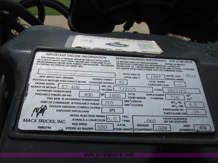 image for item K5080 1998 Mack RD688S semi truck