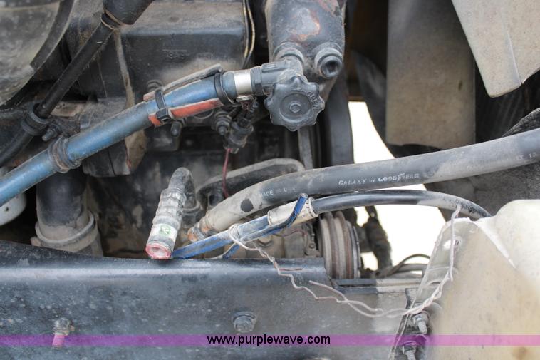 image for item K6917 2000 Western Star 4964SX semi truck