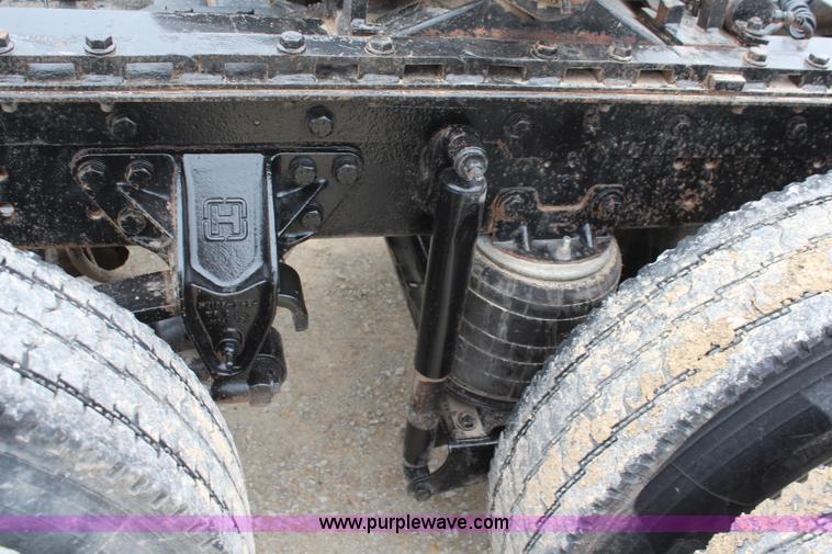 image for item K6917 2000 Western Star 4964SX semi truck