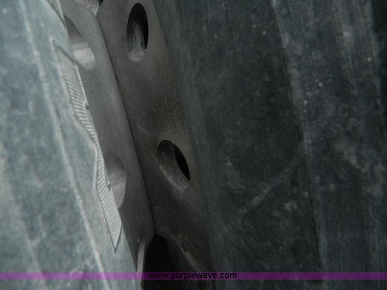 image for item K8014 2000 Kenworth W900L semi truck