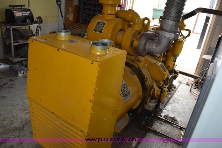 image for item AQ9165 Caterpillar D343 generator