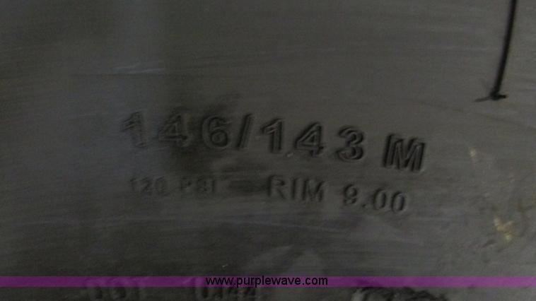 image for item AY9858 (2) Suretrac tires