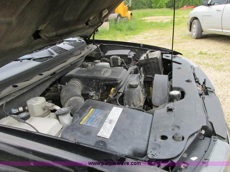 image for item B2969 2002 Chevrolet Trailblazer LS SUV