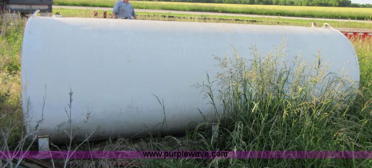 image for item BA9278 1,000 gallon steel fuel tank