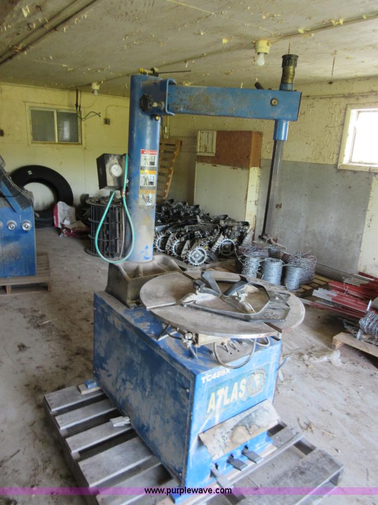 image for item BA9279 Atlas TC489X tire machine