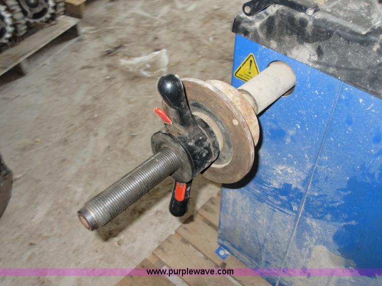 image for item BA9279 Atlas TC489X tire machine