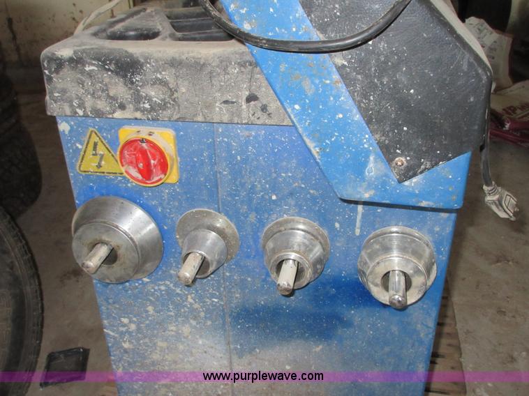 image for item BA9279 Atlas TC489X tire machine