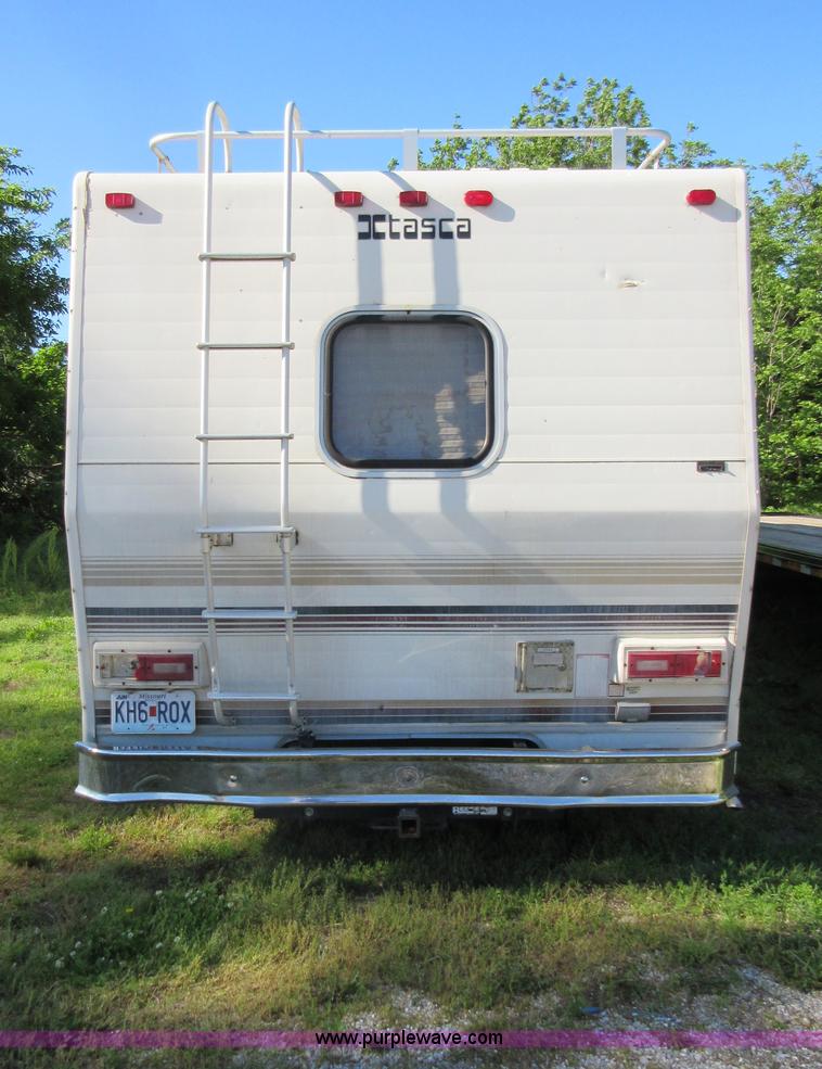 image for item BA9296 1983 Chevrolet P30 Winnebago Itasla Suncruiser RV