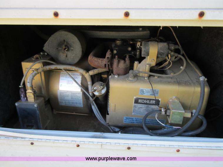 image for item BA9296 1983 Chevrolet P30 Winnebago Itasla Suncruiser RV