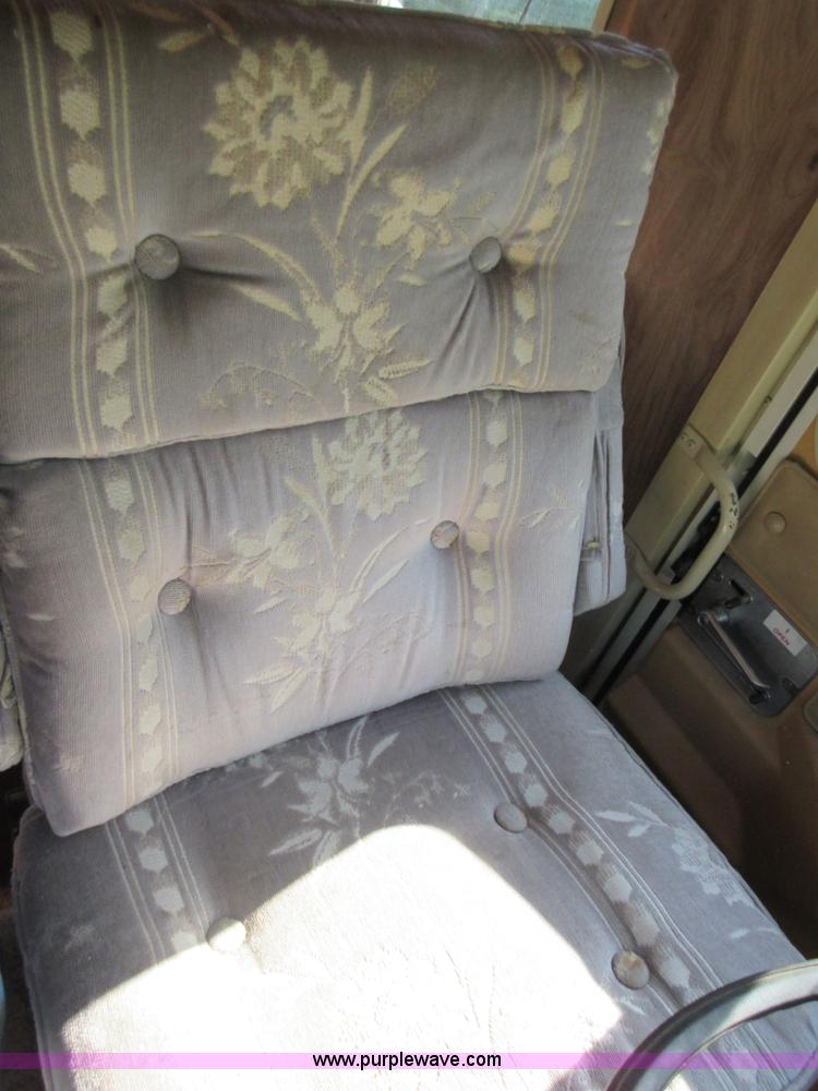 image for item BA9296 1983 Chevrolet P30 Winnebago Itasla Suncruiser RV