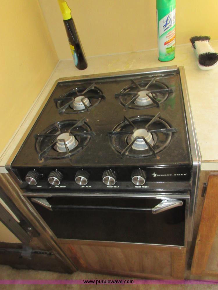 image for item BA9296 1983 Chevrolet P30 Winnebago Itasla Suncruiser RV