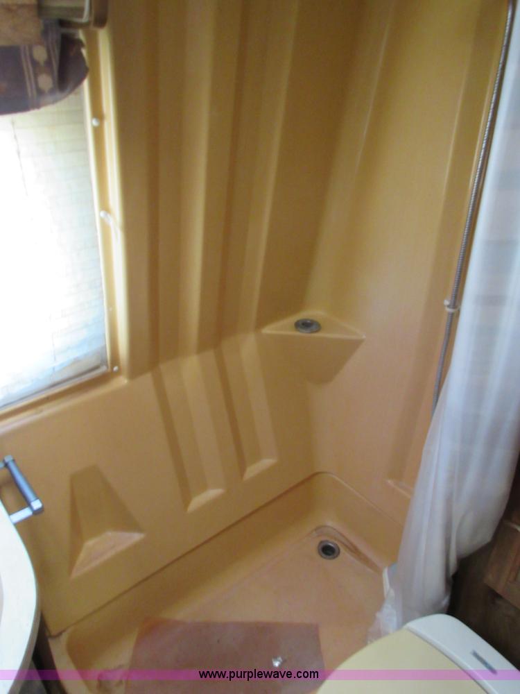 image for item BA9296 1983 Chevrolet P30 Winnebago Itasla Suncruiser RV