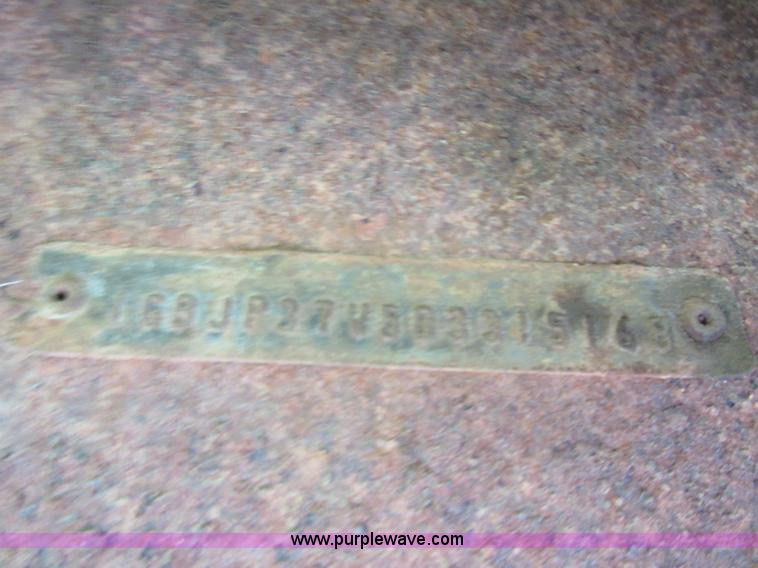 image for item BA9296 1983 Chevrolet P30 Winnebago Itasla Suncruiser RV