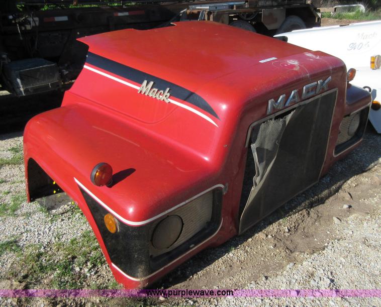 image for item BA9297 (3) truck hoods