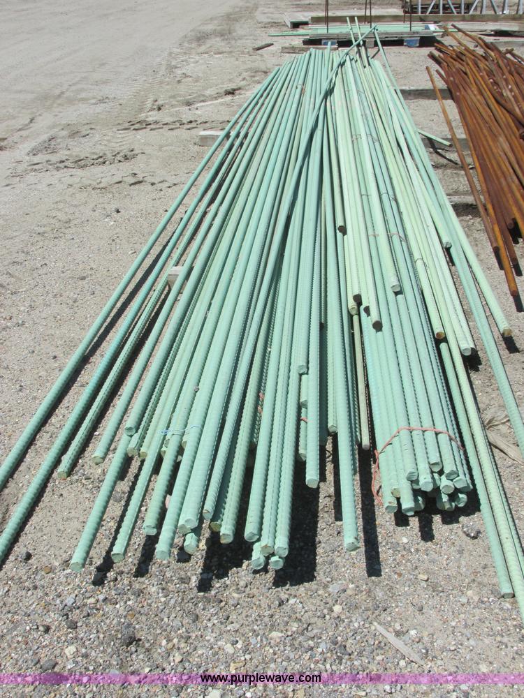 Approximately 75 assorted epoxy rebar in Wichita, KS Item BM9113 sold
