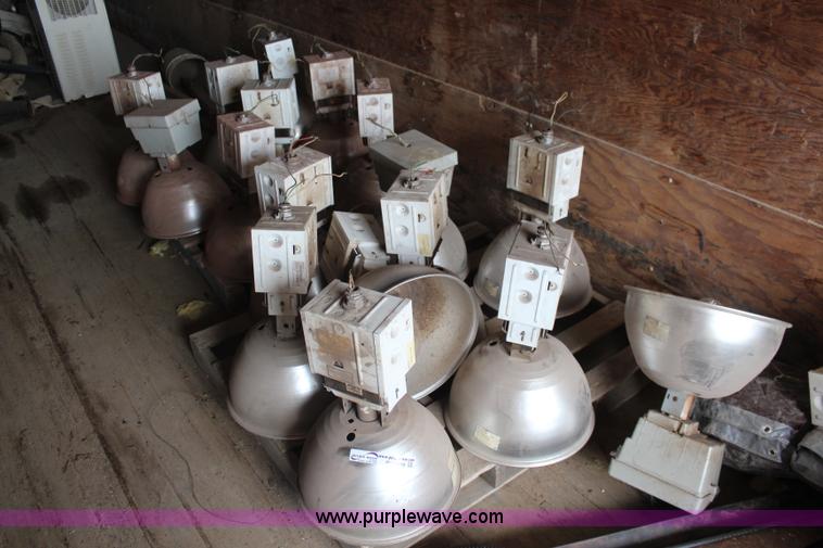 image for item BO9310 Approximately 50 shop lights