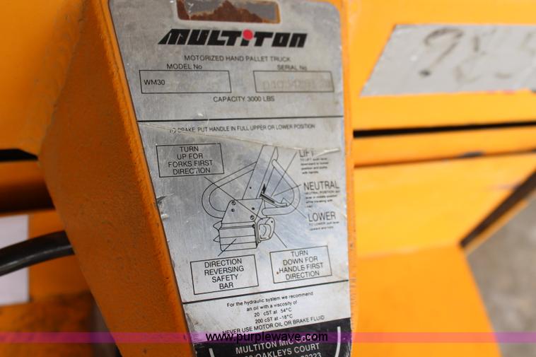 image for item BO9362 Multiton electric pallet jack