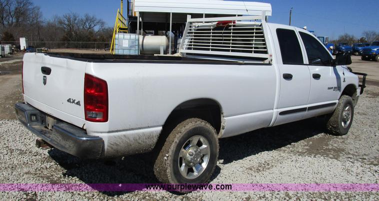 image for item D2327 2006 Dodge Ram 2500 pickup truck
