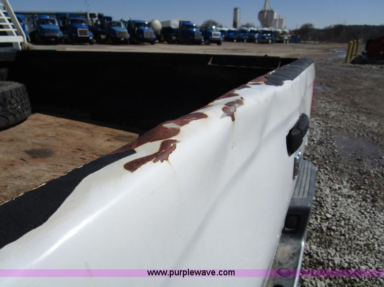 image for item D2327 2006 Dodge Ram 2500 pickup truck