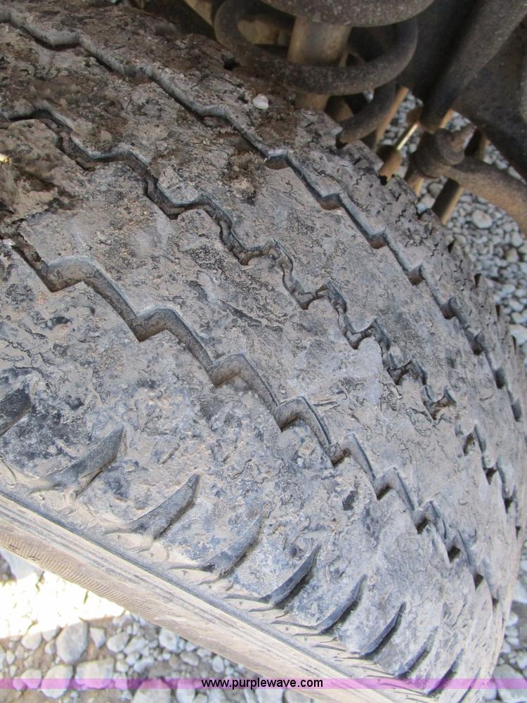 image for item D2327 2006 Dodge Ram 2500 pickup truck