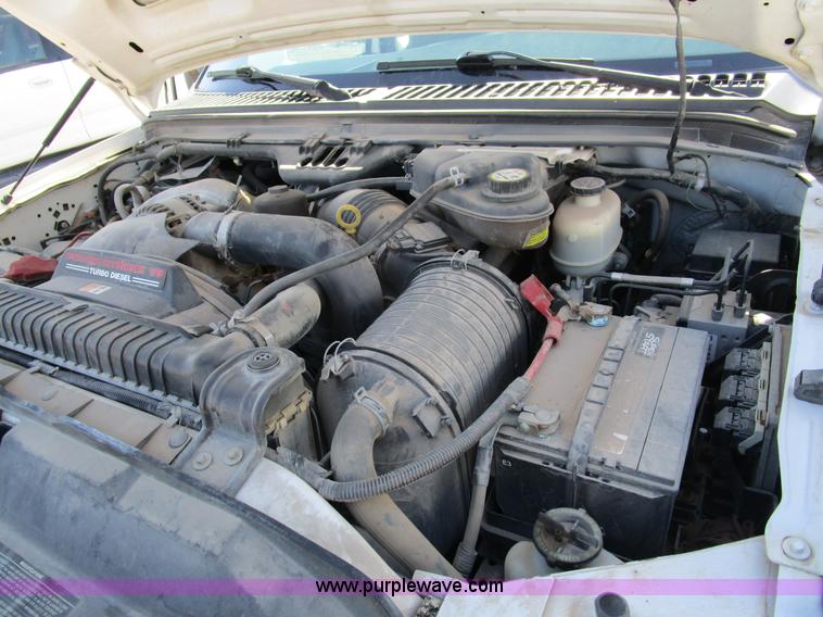 image for item D2331 2007 Ford F250 XL pickup truck