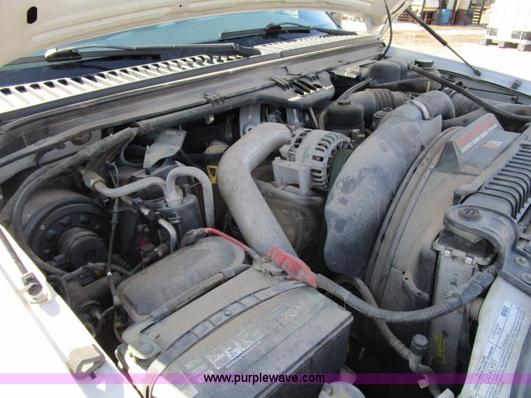 image for item D2331 2007 Ford F250 XL pickup truck