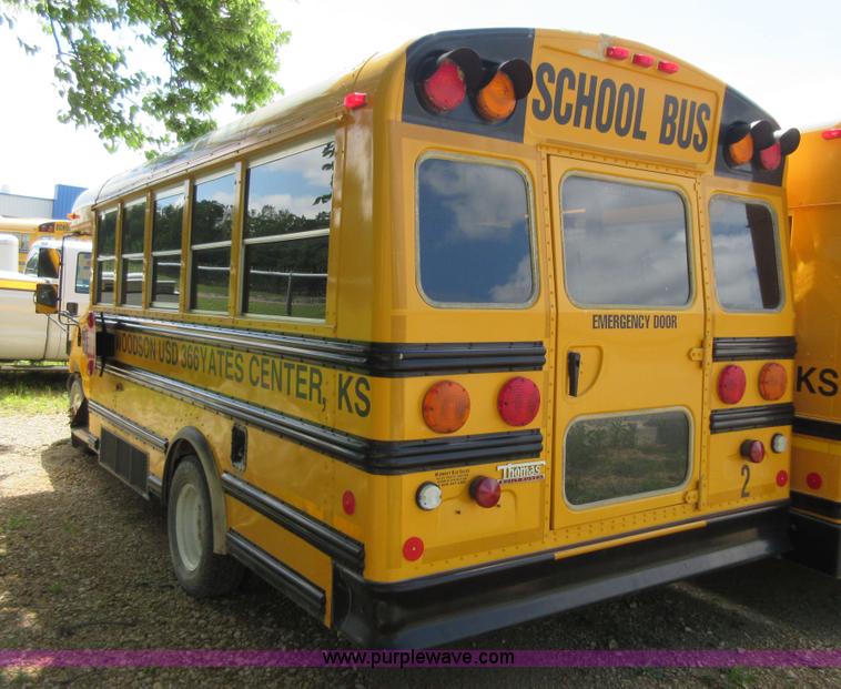 image for item D2448 2006 Ford E450 transit bus