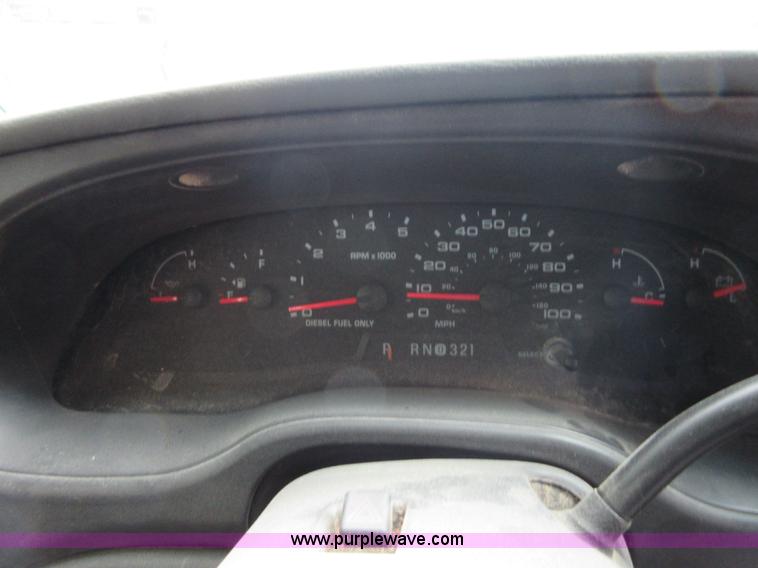 image for item D2448 2006 Ford E450 transit bus