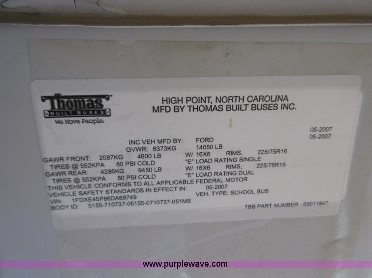 image for item D2448 2006 Ford E450 transit bus