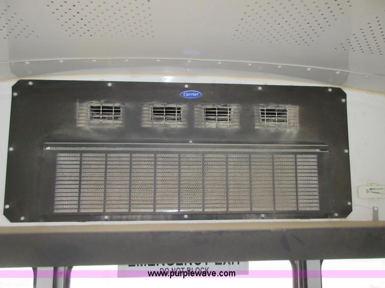 image for item D2449 2006 Ford E450 transit bus