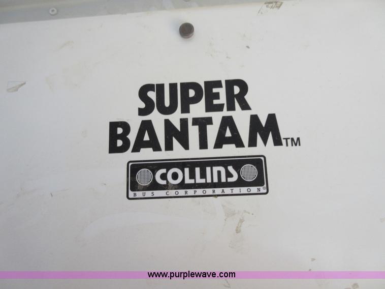 image for item D2449 2006 Ford E450 transit bus