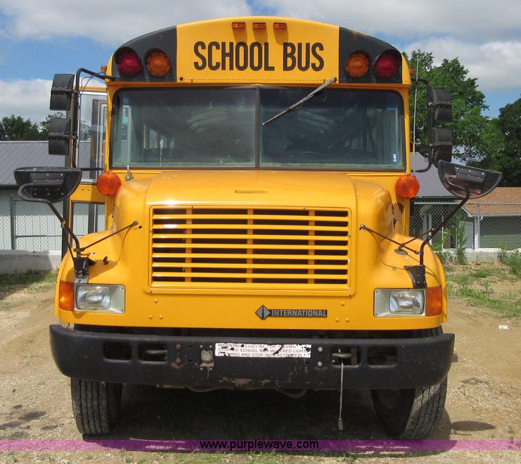 image for item D2450 1996 International 3800 school bus