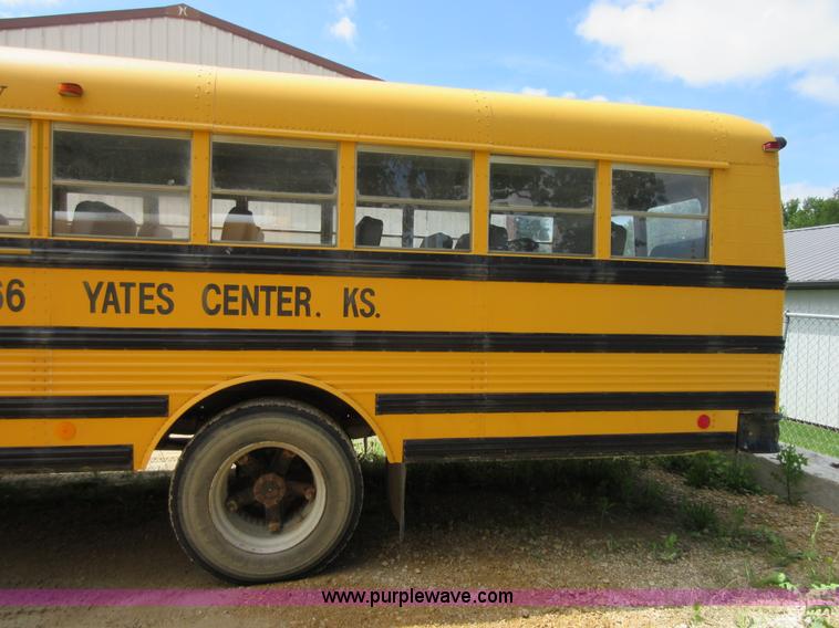 image for item D2450 1996 International 3800 school bus