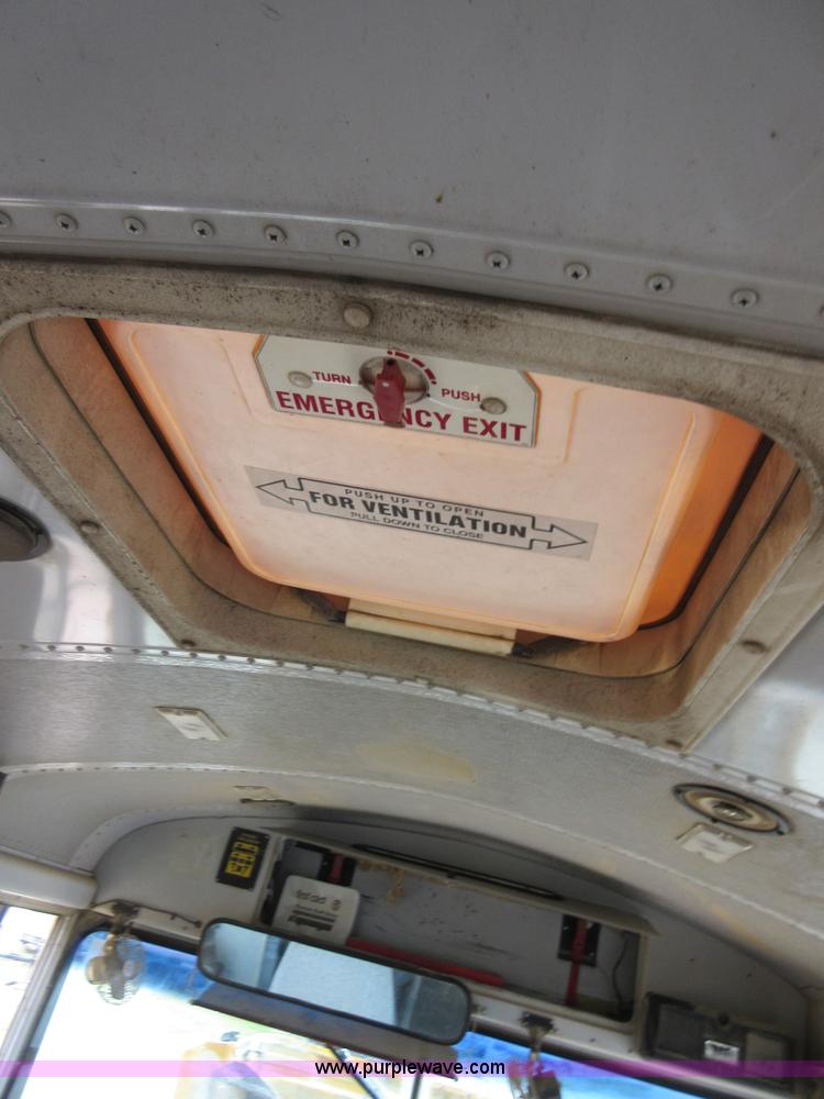 image for item D2450 1996 International 3800 school bus