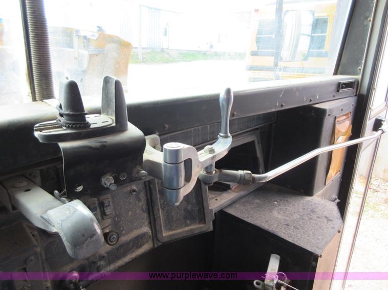 image for item D2450 1996 International 3800 school bus