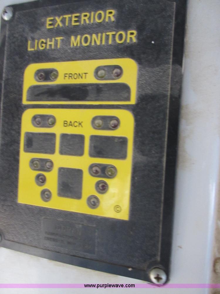 image for item D2450 1996 International 3800 school bus