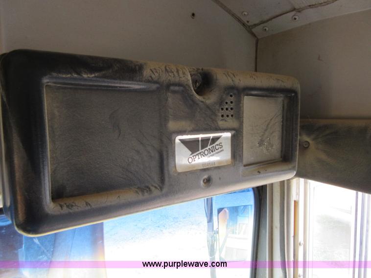 image for item D2450 1996 International 3800 school bus