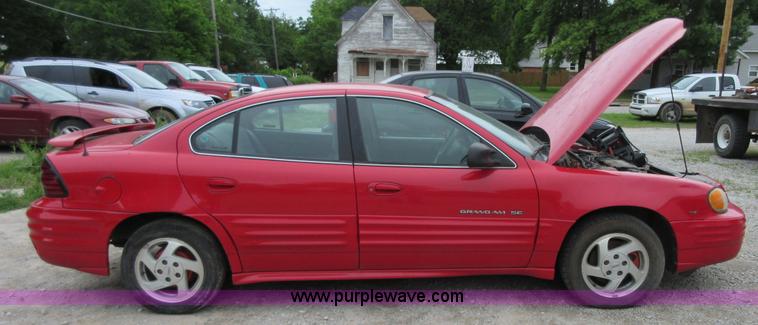 image for item D2462 2000 Pontiac Grand AM SE1