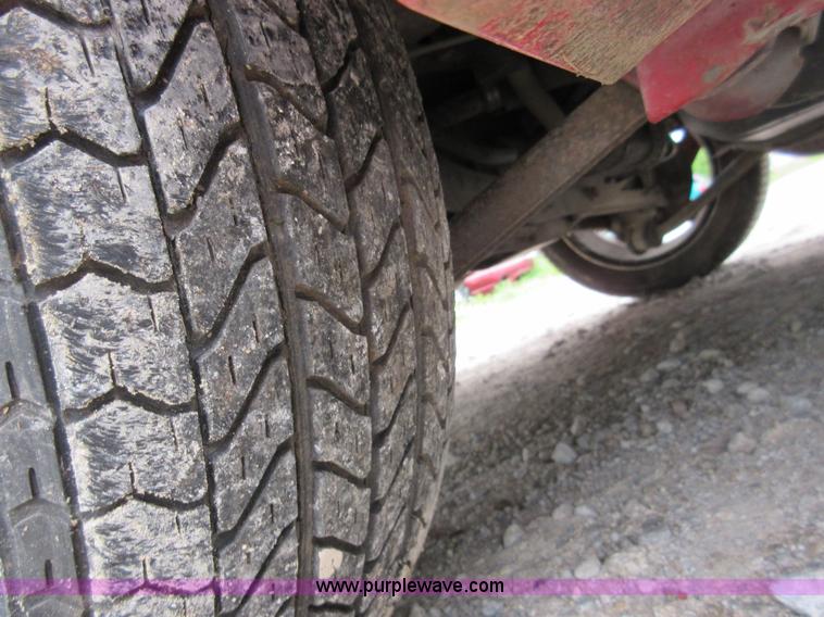 image for item D2462 2000 Pontiac Grand AM SE1