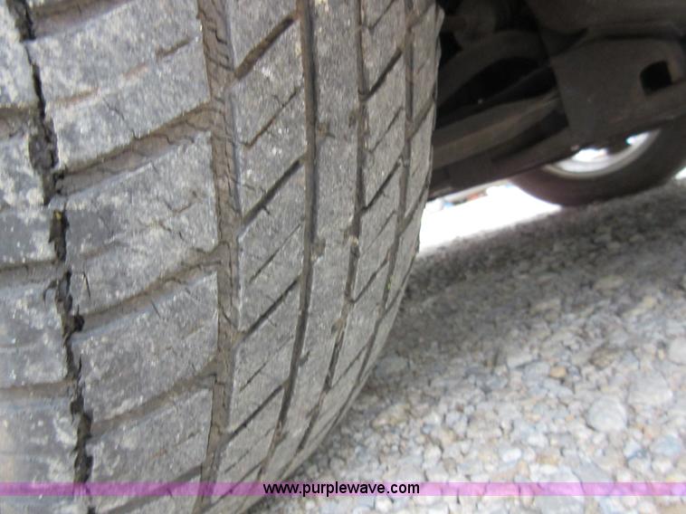 image for item D2462 2000 Pontiac Grand AM SE1